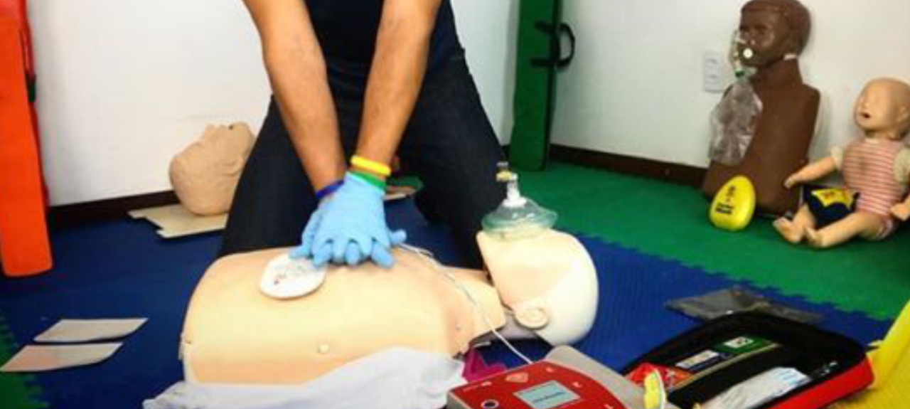 Workshop: Suporte Básico de Vida e Reanimação Cardiopulmonar: Os 4 passos que salvam vidas