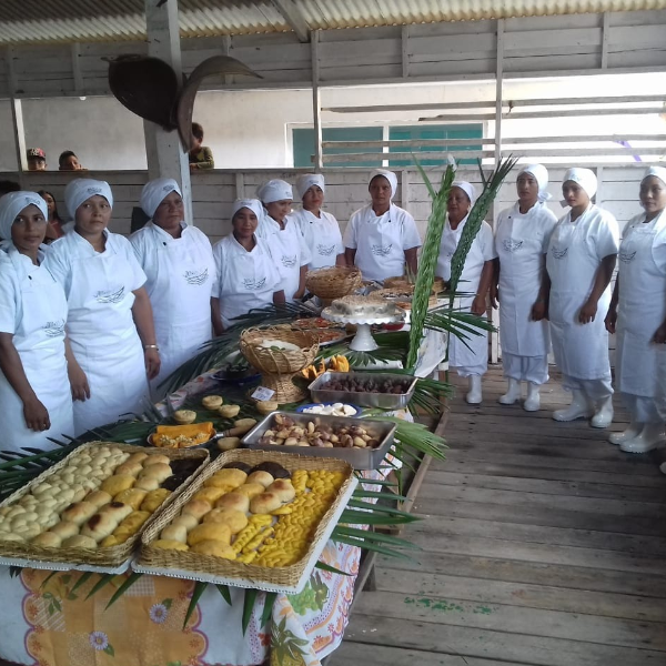 Cozinha Agroextrativista Iaça: alimentação sustentável feita por mulheres Marajoaras