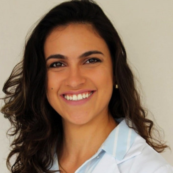 Dra. Aline Granato Barbosa