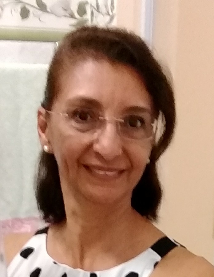  Dra. Ana Rosa Tundis Vital 
