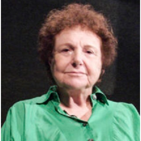 Prof.ª Dra. Maria Andrea Loyola
